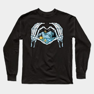 Skull loves mountain Long Sleeve T-Shirt